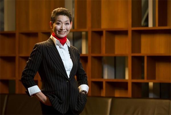 MCM:成功背后都有一个默默付出的女人
