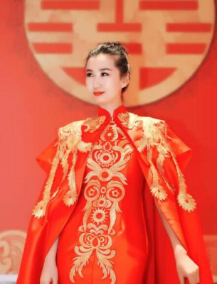 新进模特女神曲迪娜